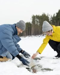 friends enjoying winter trip